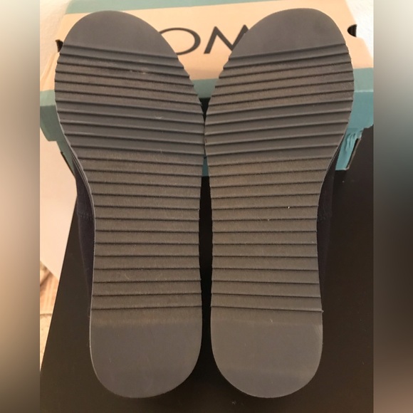 TOMS NWB🌀 Alpargata canvas platform flats - Picture 8 of 12